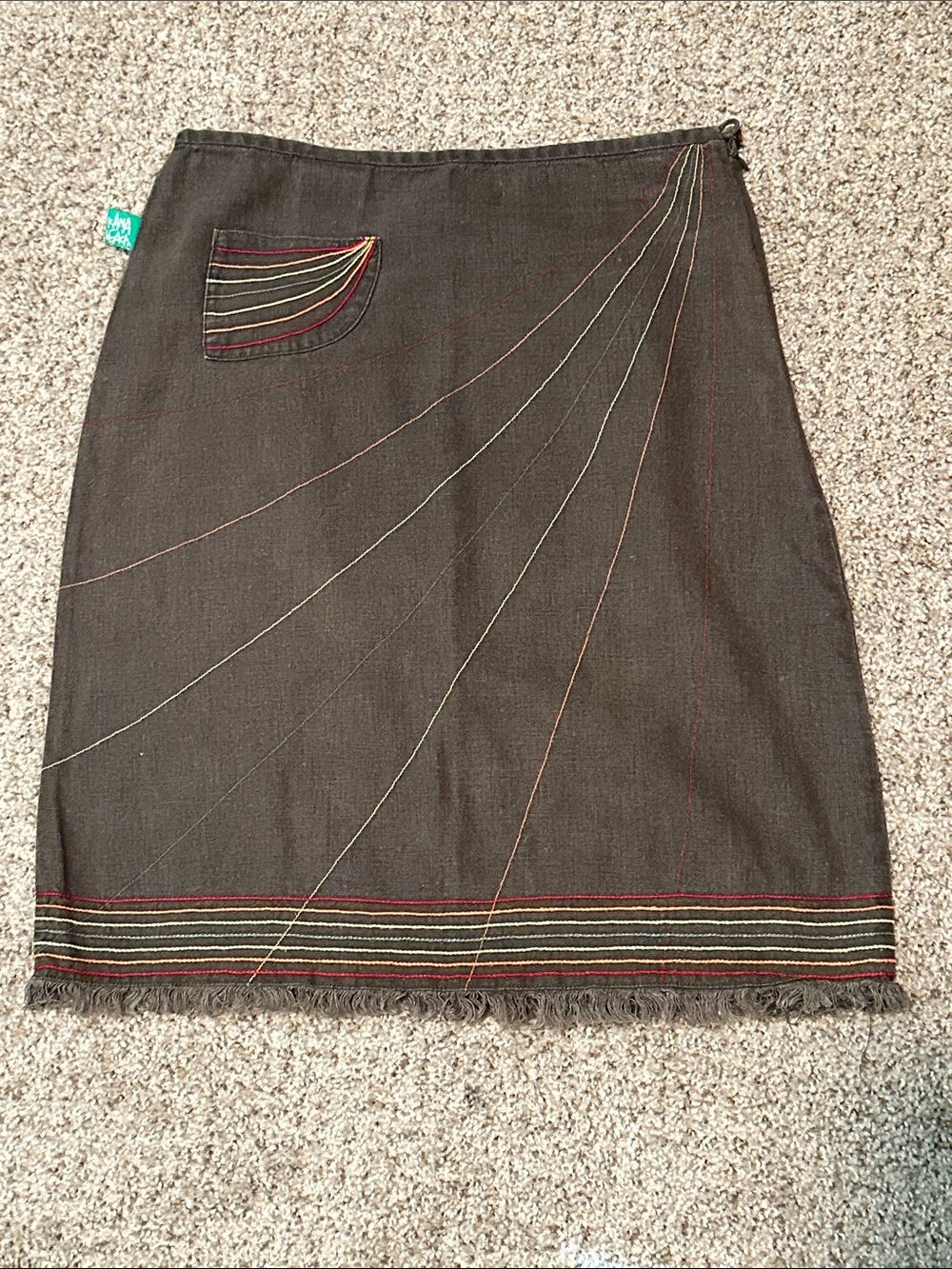 Vintage Kana Beach Army Green Pencil Skirt with Sunburst Embroidery